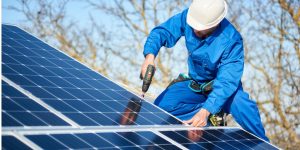 Installation Maintenance Panneaux Solaires Photovoltaïques à Saint-Suliac